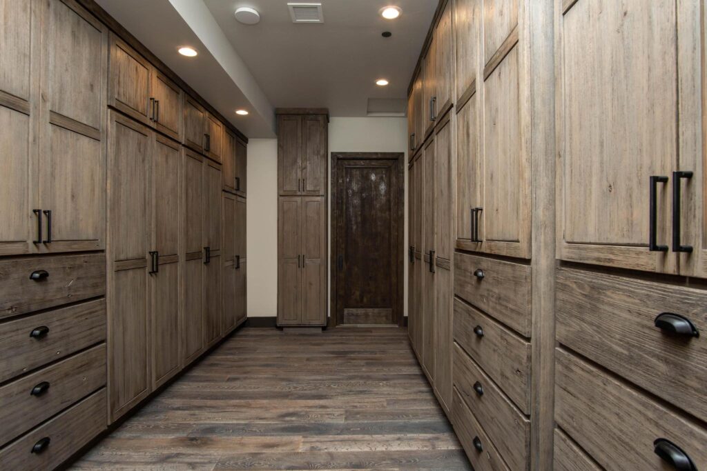 Dressing room fitted floor to ceiling on both sides